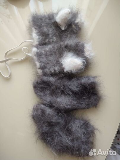 Пуховые варежки и носочки на новорождённого