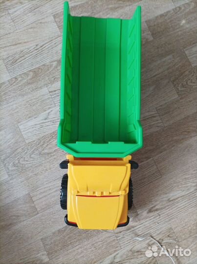 Грузовик детский