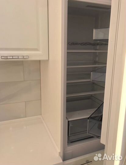 Кухонный гарнитур Айсберри на заказ