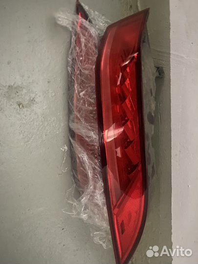 Фонари задние Jaguar F-Pace X761 RH