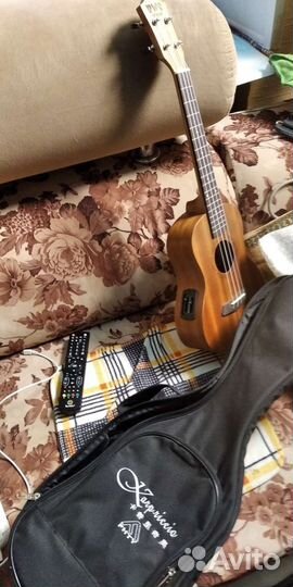 Укулеле тенор со звукоснимателем 24