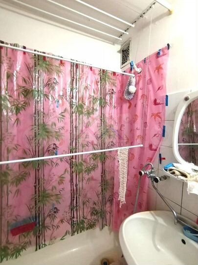 2-к. квартира, 53 м², 3/9 эт.