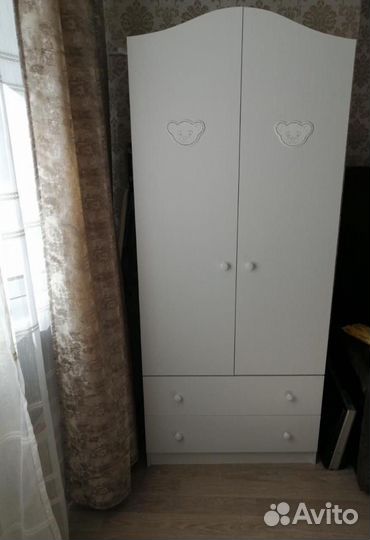 Шкаф для одежды двухстворчатый