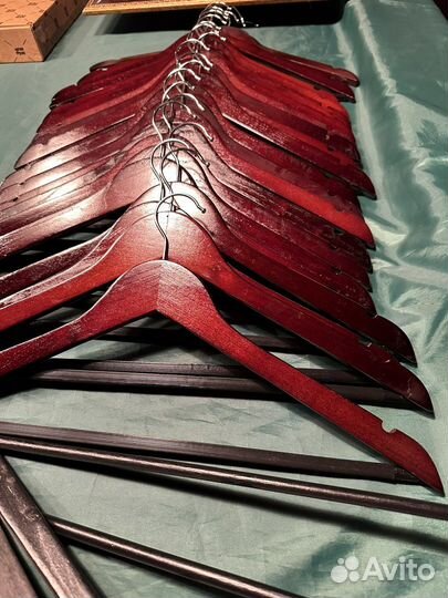 Вешалки плечики