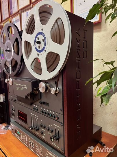 Катушечный магнитофон Электроника -004 стерео