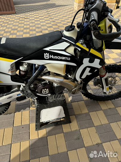 Мотоцикл Husqvarna TE 300 2023