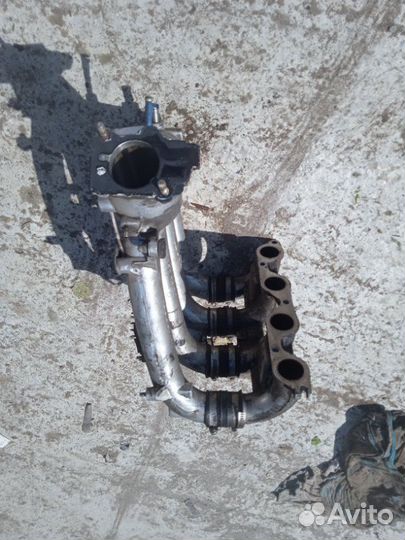 Коллектор впускной Лада 2112 21120 2002