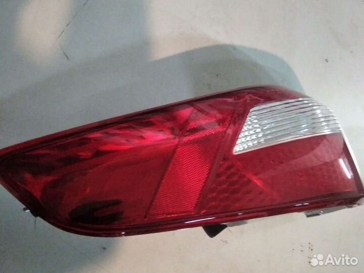 Фонарь задний на киа рио 10-14 г.в
