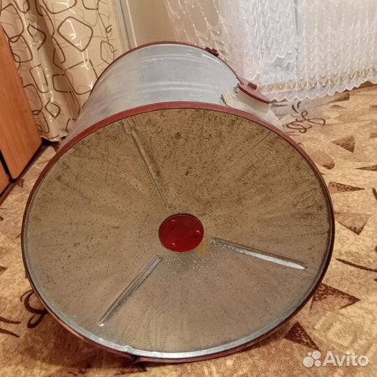 Продам медогонку 3х секционную