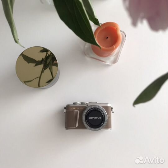 Olympus E-PL10 Pancake Kit