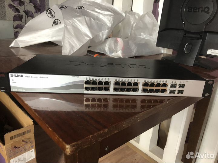 Коммутатор D-Link DGS-1210-28