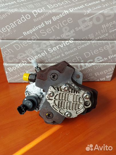 Топливный насос Hyundai H-1 2.5crdi 0445010052