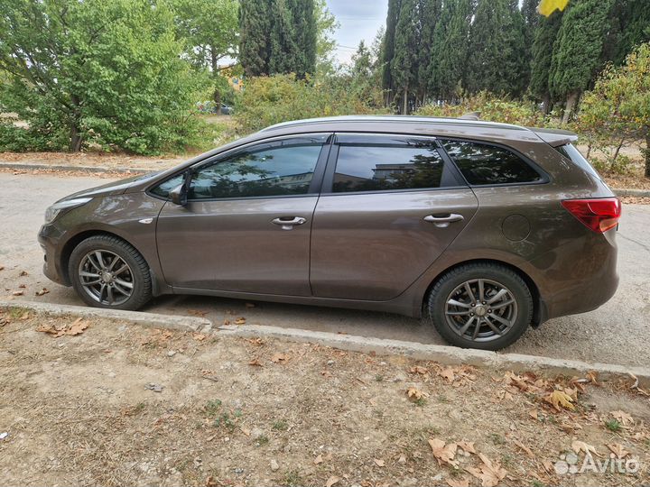 Kia Ceed 1.6 AT, 2018, битый, 116 000 км