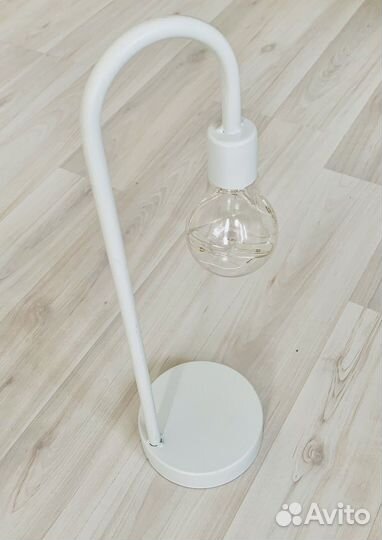 Светильник настольный