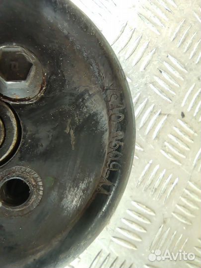 Насос водяной помпа Ford Focus 1998-2005