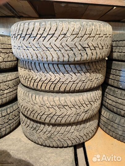 Nokian Tyres Hakkapeliitta 8 SUV 255/35 R19 103T