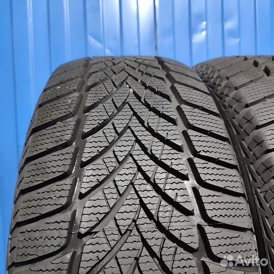 Goodyear UltraGrip Ice 2 235/55 R18