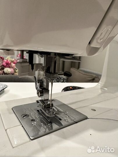 Швейная машина Janome