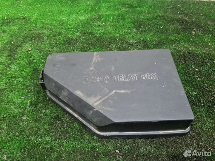 Крышка блока предохранителей SsangYong Actyon 2