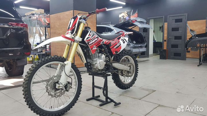 Мотоцикл BSE