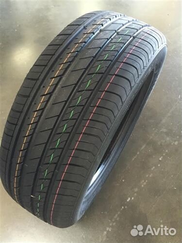 Roadmarch L-Zeal 56 245/30 R22 92W