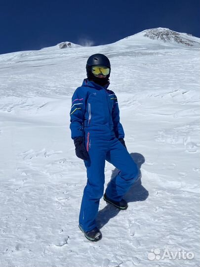 Горнолыжный комбинезон женский