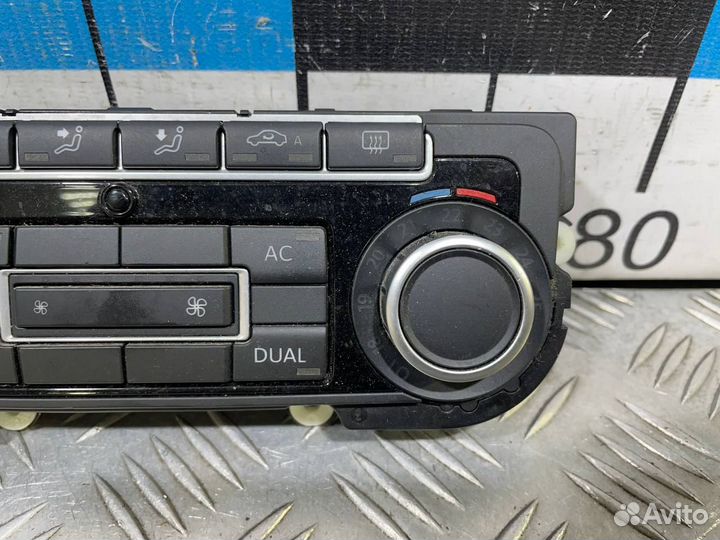 Б/У Блок управления климатической установко#001