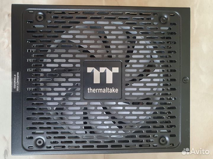 Блок питания Thermaltake Toughpower