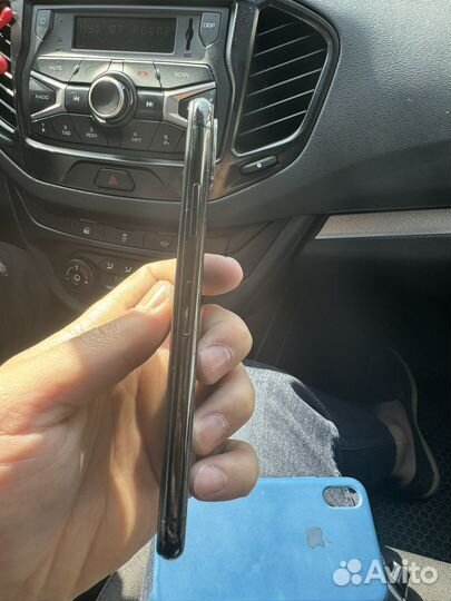 iPhone X, 256 ГБ