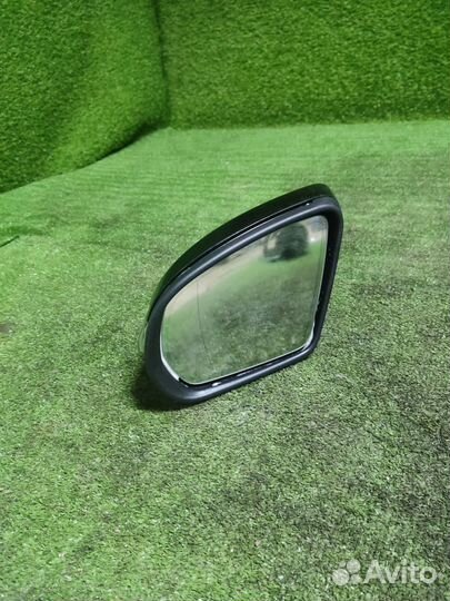 Зеркальный элемент Mercedes w213