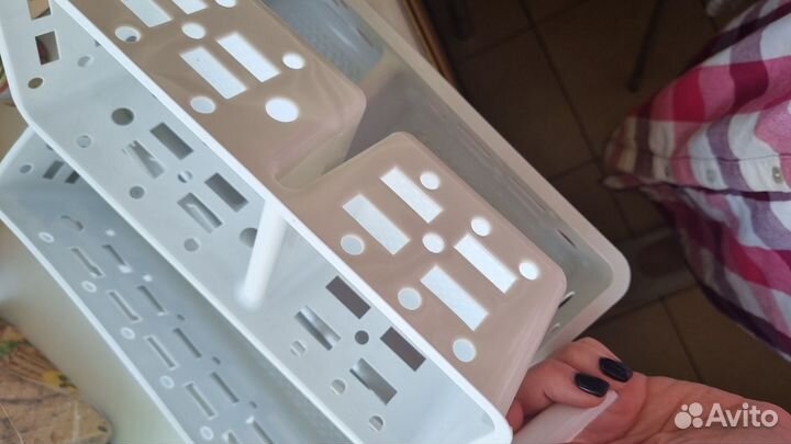 Контейнеры, лотки для холодильника, ящиков