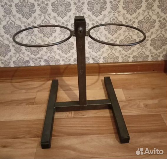Подставка для корма