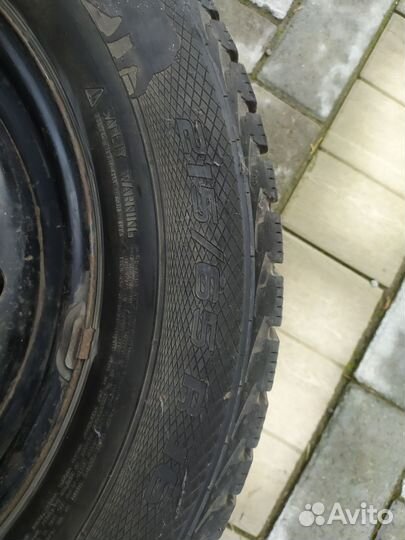Gislaved Nord Frost 5 215/65 R16 102T
