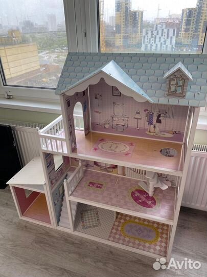 Домик кукольный