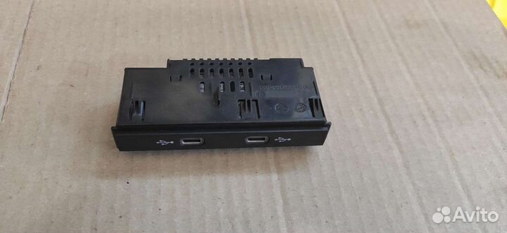 Разъем AUX/USB Volkswagen Tiguan 2