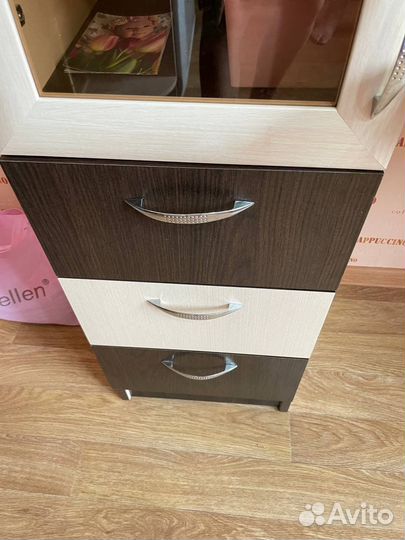 Компьютерный стол