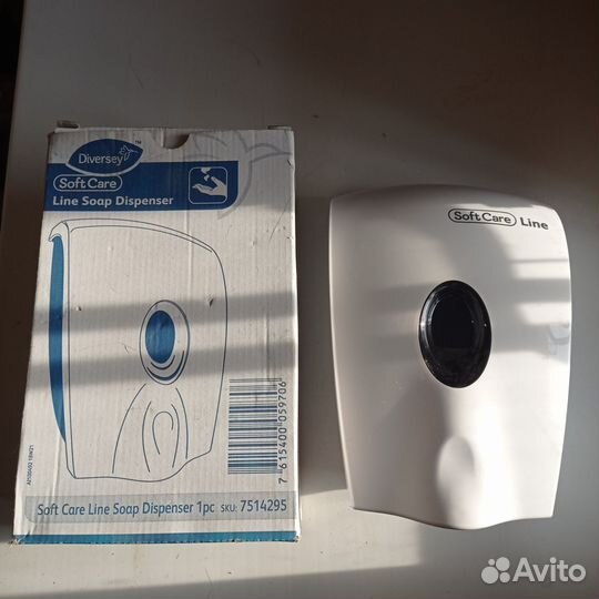 Дозатор диспенсер для жидкого мыла