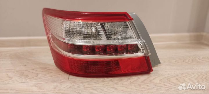 Фонарь задний Toyota Premio 2-рестайлинг