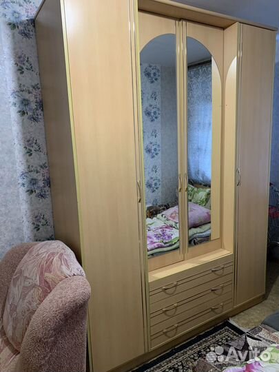 Шкаф для одежды бу