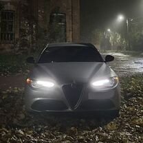 Alfa Romeo Giulia 2.0 AT, 2016, 67 000 км, с пробегом, цена 2 750 000 руб.