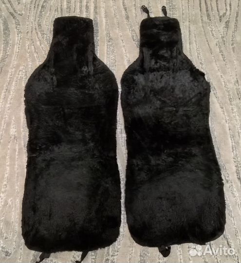 Овечья шкура на сиденье автомобиля