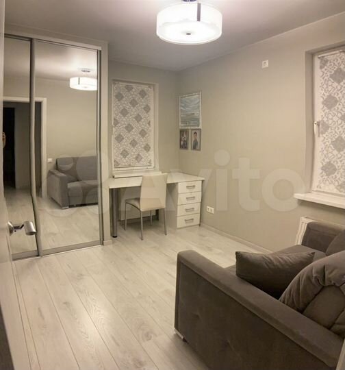 4-к. квартира, 98 м², 9/9 эт.