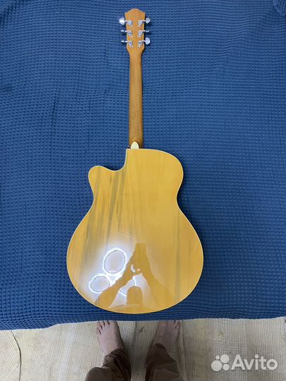Акустическая гитара elitaro