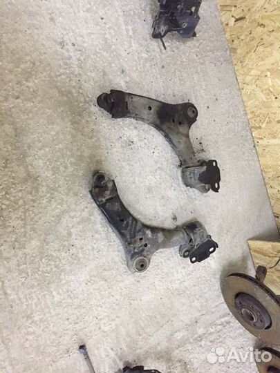 Рычаг передний на Volvo Xc 60
