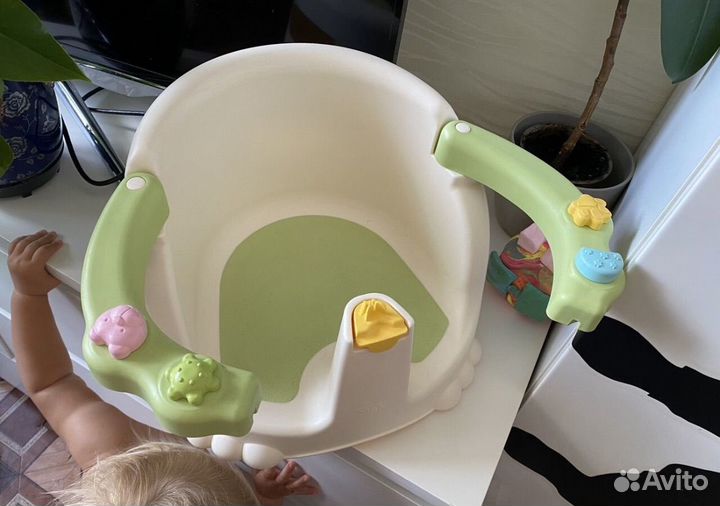 Стульчик для купания kidfinity