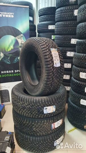 Nokian Tyres Hakkapeliitta 10p SUV 285/60 R18