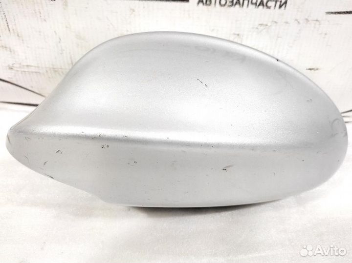 Накладка зеркала левая BMW E90