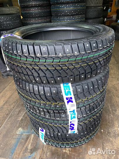 Viatti Brina Nordico V-522 215/55 R17