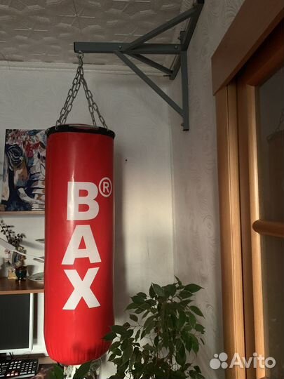 Боксерская груша «Bax»новая с креплением