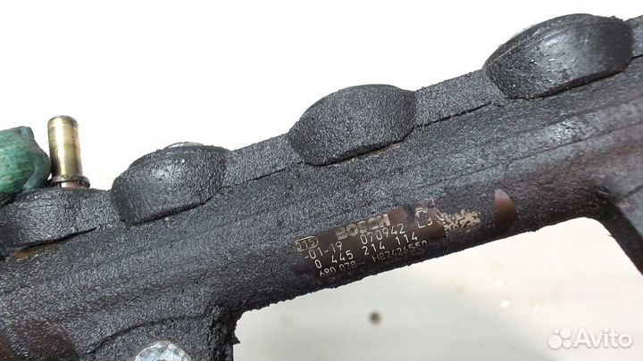 Рампа топливная Opel Vivaro, 2007